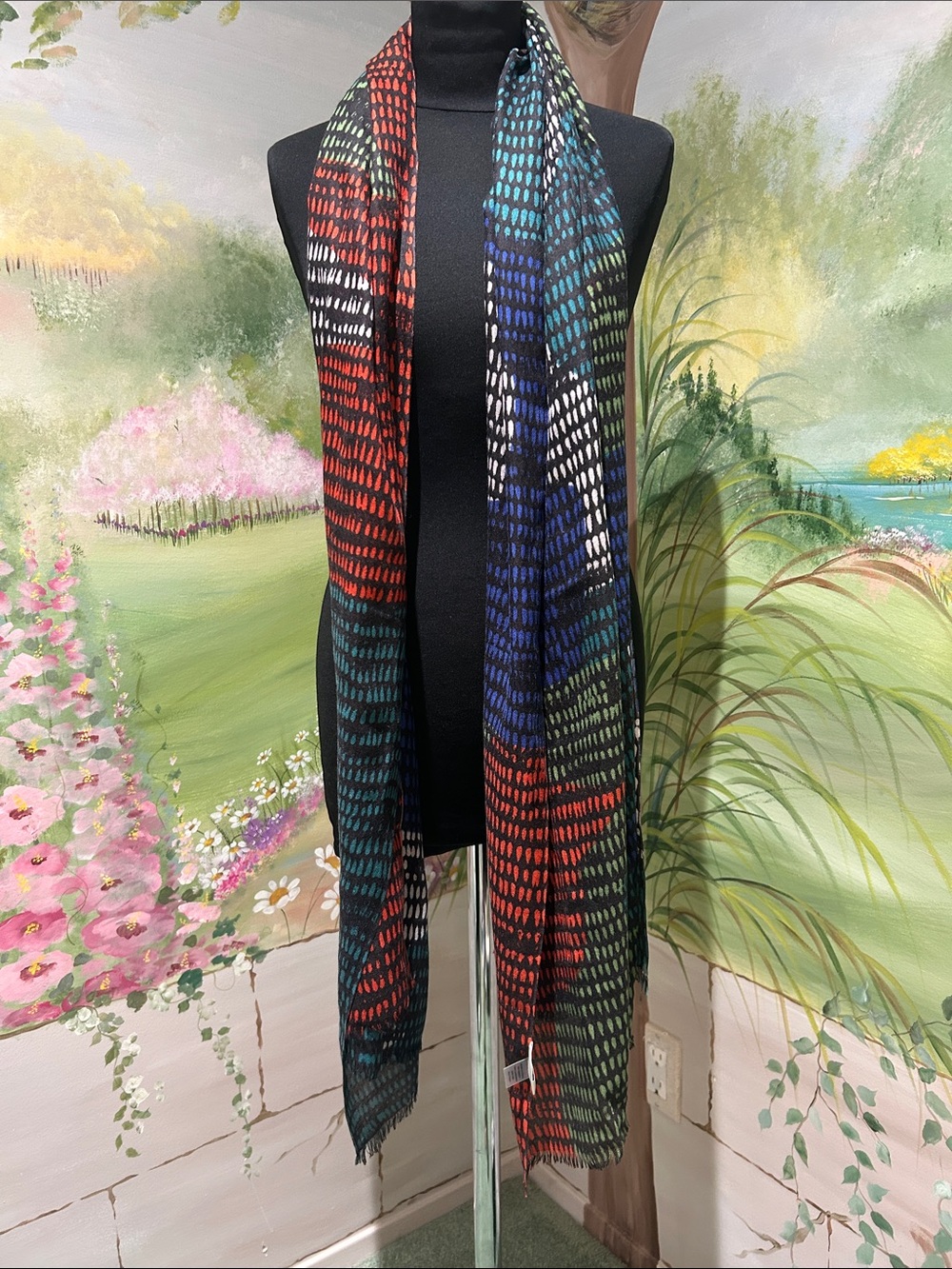 NWOT KINROSS CASHMERE Large Multicolor Patterned Fringe Scarf - Cashmere & Silk. - Picture 7 of 8